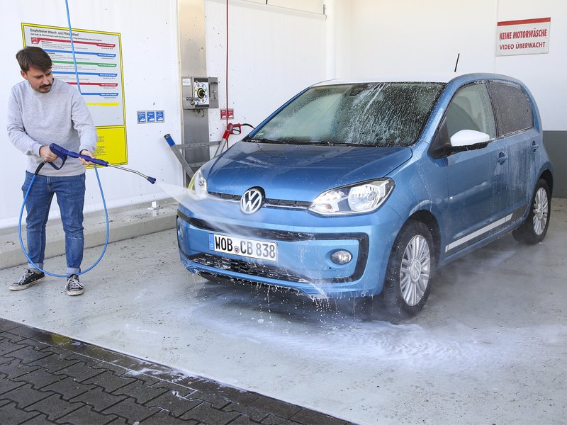 auto-vom-salz-befreien.jpg Bild auto-vom-salz-befreien.jpg